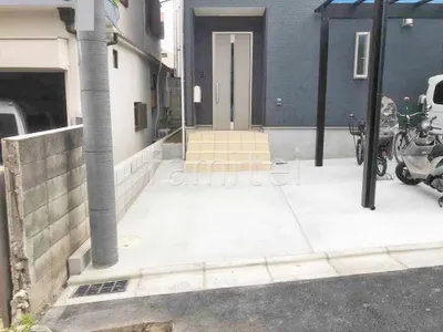 玄関アプローチ 土間コンクリート