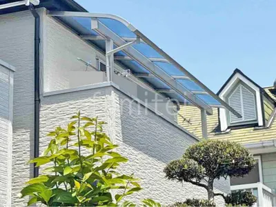２階ベランダ屋根  YKKAP ソラリアR アール屋根 スタンダード 壁付