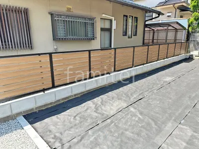 ブロック塀 （化粧ブロック） 太陽エコブロックス 普通CB  アルミ形材 フェンス LIXIL 木製調AB YS3-K型 横スリット3 片面 目隠し 木調・ラティス