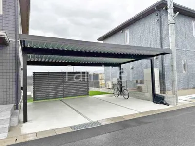 カーポート３台 （横ワイド トリプル） YKKAP ジーポートPro 積雪30cm対応 フラット屋根 折板屋根