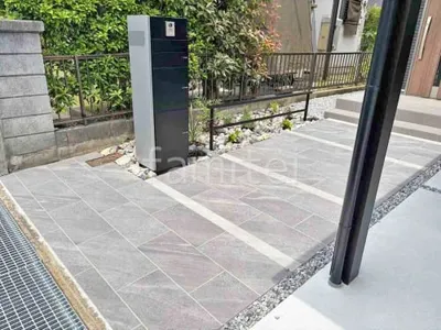 玄関アプローチ 床タイル貼り タカショー アヴェルサ