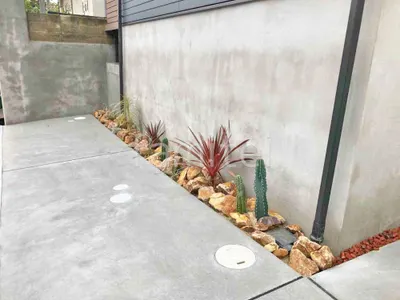 ロックガーデン 割栗石敷き