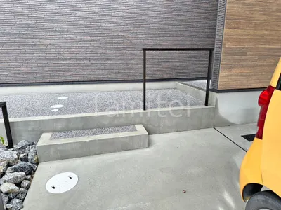 玄関アプローチ階段 床洗い出し仕上げ 四国化成 リンクストーンM