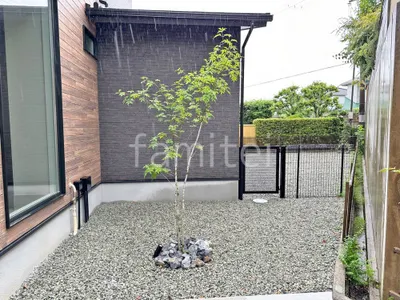 シンボルツリー 落葉樹 アオダモ 植栽 ロックガーデン 栗石敷き