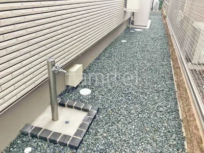 犬走り 防犯砂利敷き バラス砕石 防草シート加工