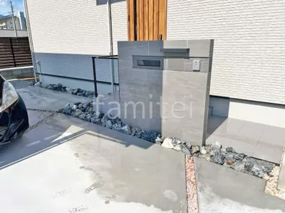 門柱 壁タイル貼り タカショー セラマイカ 郵便受けポスト YKKAP エクステリアポストG3型 ロックガーデン ゴロタ石 イビグレー