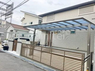 新築シンプル クローズ外構