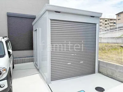 イナバ物置 バイク保管庫 FM-2230HD