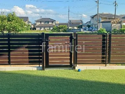 片開き 門扉 YKKAP 木製調 ルシアスYS2型 横スリット 