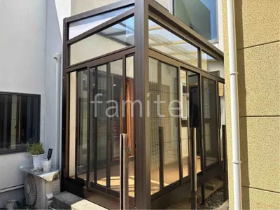 引き戸 樹脂デッキ サンルーム（テラス囲い） YKKAP 木製調 ソラリアF フラット屋根