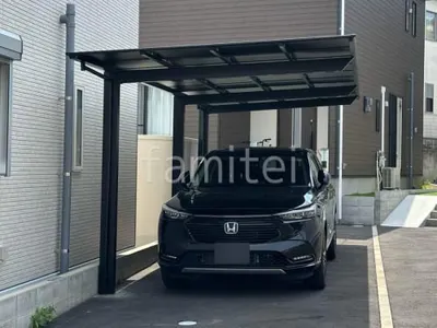 カーポート１台＋延長 （1.5台縦連棟） LIXIL ネスカＦ フラット屋根