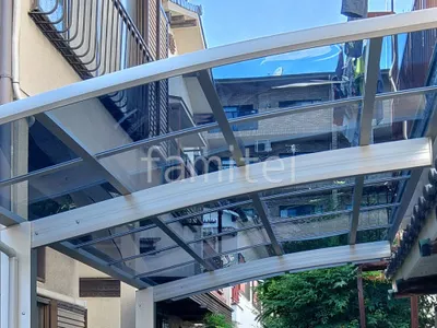 本体色 プラチナステン 屋根色 アースブルー