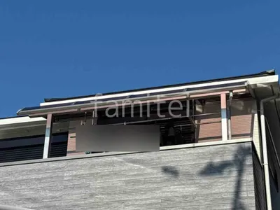２階ベランダ屋根  YKKAP ソラリアR アール屋根 スタンダード 壁付