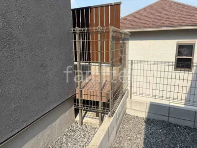 本体色 シャイングレー