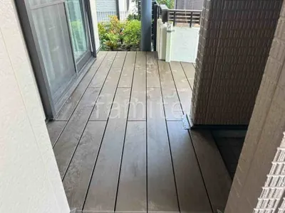 人工木デッキ  LIXIL 人工木 樹ら楽ステージ 