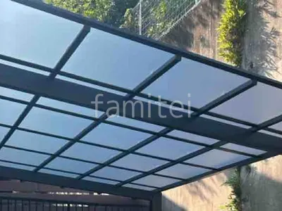 本体色 ブラック 屋根色 クリアマットS(熱線遮断)