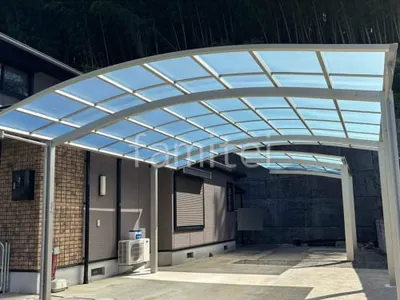 本体色 プラチナステン 屋根色 クリアマット(熱線遮断)