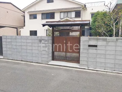 玄関門扉 三協アルミ 志貴野 基本タイプ たて板戸 両開き 門塀コンクリートブロック