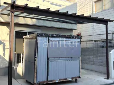 本体色 ステインウォールナット 屋根色 クリアマット(熱線遮断)