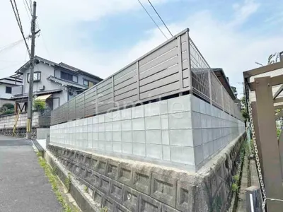 ブロック塀 (化粧ブロック) 太陽エコブロックス 普通CB アルミ形材 フェンス LIXIL AB YS3型 横スリット3 目隠し