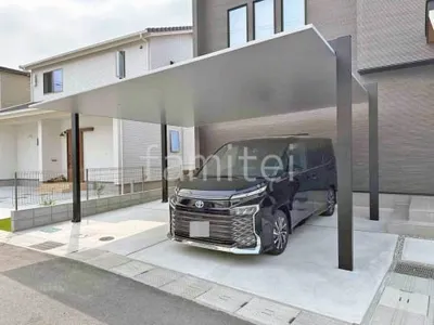 柱色 ブラック 屋根色 ナチュラルシルバーF