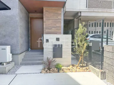 新築シンプル オープン外構