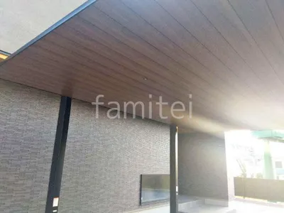 柱色 ブラック 屋根色 クリエモカ