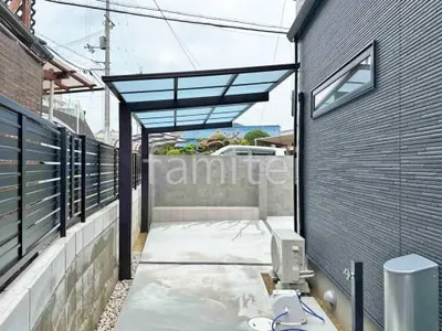 本体色 カームブラック 屋根色 クリアマット