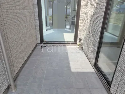 床タイル張り リビエラ エタニティ