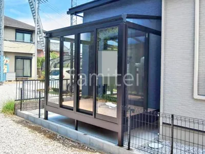 本体色 カームブラック 屋根色 クリアマット