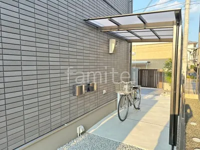 本体色 ブラック 屋根色 クリアマット