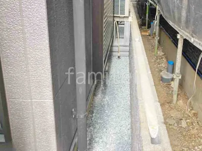 犬走り 防犯砂利敷き バラス砕石 防草シート加工