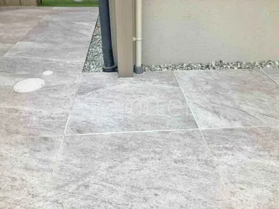 床タイル張り アイコットリョーワ ルイーダ