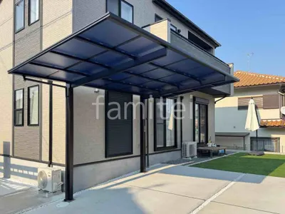 本体色 カームブラック 屋根色 アースブルー(マット調)