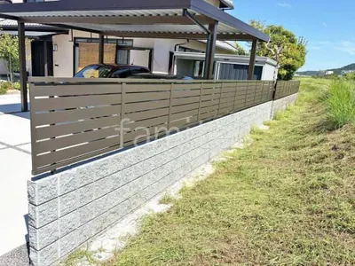 ブロック塀 （化粧ブロック） ユニソン リブスプリットn  アルミ形材 フェンス LIXIL AB YS3型 横スリット3 目隠し