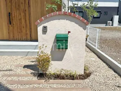 塗り壁門柱 タカショー ジョリパット塗装