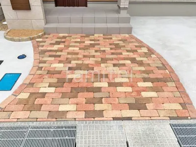 玄関アプローチ インターロッキング ユニソン ソイルレンガ