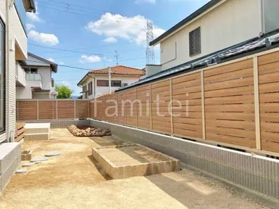 本体色 チェリーウッド＋シャイングレー