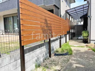 色 キャラメルチーク