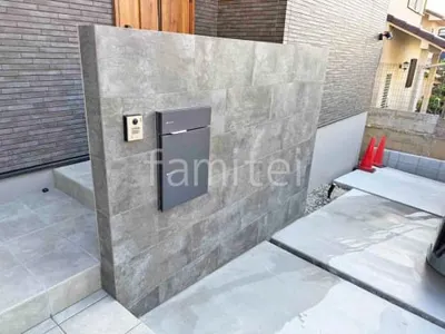 モダン門柱 壁タイル貼り タカショー セラレバンテ 宅配ボックス ユニソン ヴィコDB100