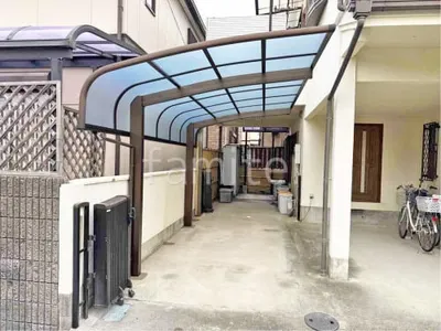 カーポート１台 （単棟） YKKAP アリュース キャップ アール屋根 たれ耳屋根