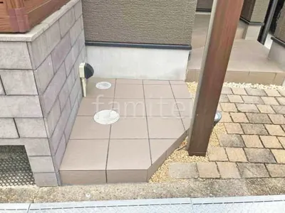 タイルデッキ 壁2面  LIXIL アレス ストーン調