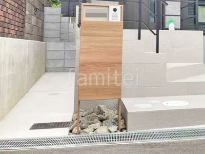 機能門柱 LIXIL FF パターン1 ロックガーデン 割栗石敷き