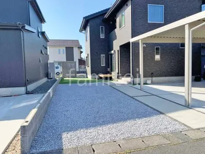 伊吹砂利敷き 防草シート加工