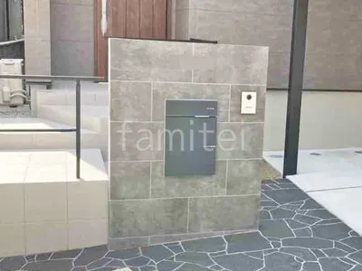 モダン門柱 壁タイル貼り タカショー セラレバンテ 宅配ボックス ユニソン ヴィコDB100