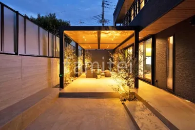 １階テラス屋根 （雨除け） タカショー フル木製調 独立式ホームヤードルーフ 内天井付 フラット屋根 独立式