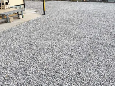 防犯砂利敷き バラス砕石 防草シート加工