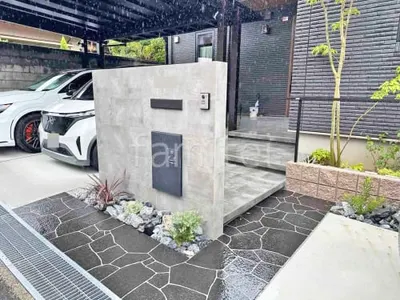 モダン門柱 壁タイル貼り タカショー セラレバンテ 郵便受けポスト YKKAP エクステリアポストG3型 宅配ボックス Panasonic コンボミドル