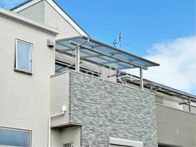 ２階ベランダ屋根  YKKAP ソラリアF フラット屋根 スタンダード 壁付