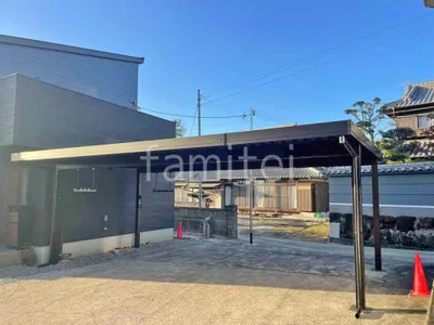 本体色 カームブラック